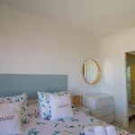 아파트 Duquesa 703 By Ivi Real Estate 토레몰리노스